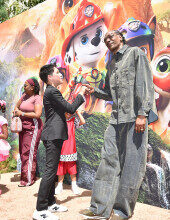 Rain Janjua,Snoop Dogg