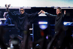 Liam Gallagher,Noel Gallagher