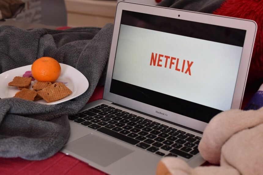 netflix, computer, snacking, cousin, relaxation, relax, evening, netflix, netflix, netflix, netflix, netflix